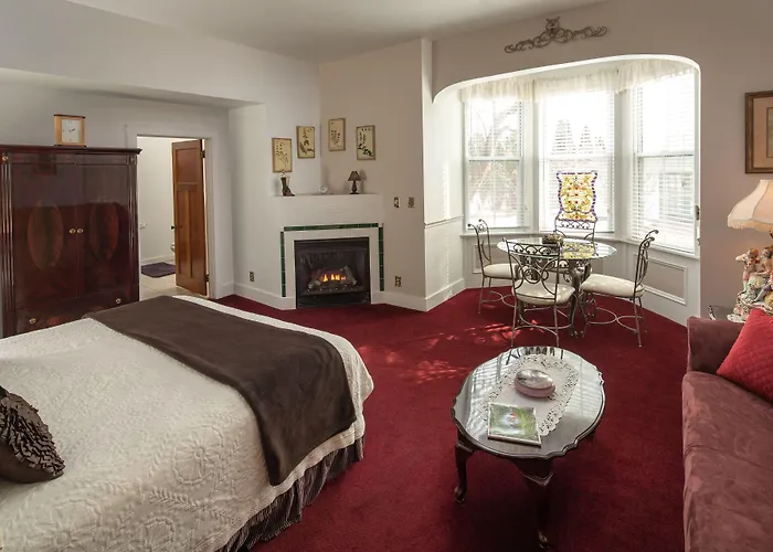 Bed & Breakfast Cloran Mansion 3*
