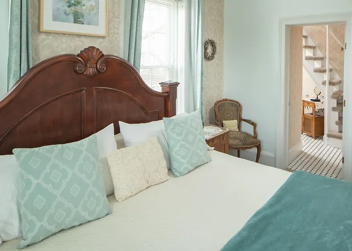 Cloran Mansion 3* Galena