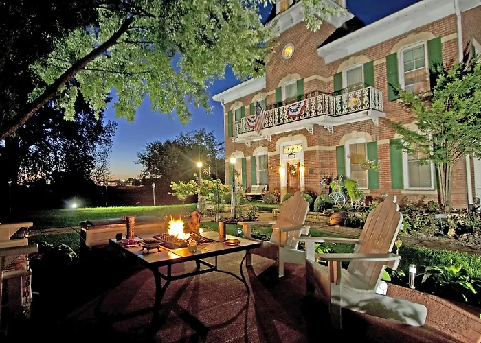Cloran Mansion Bed & Breakfast Galena