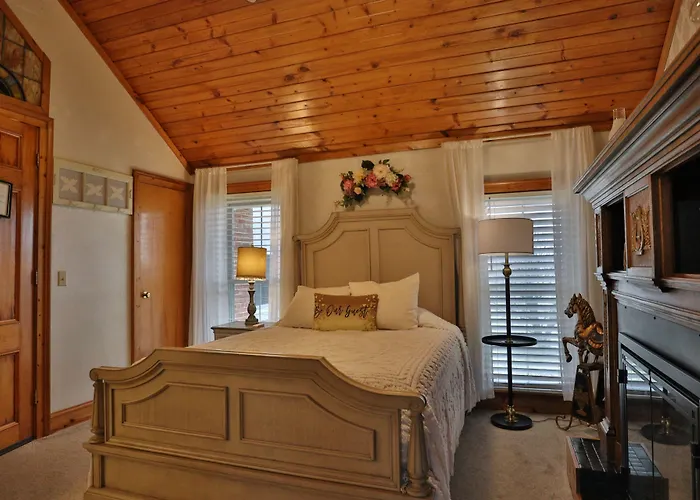 Cloran Mansion 3* Galena